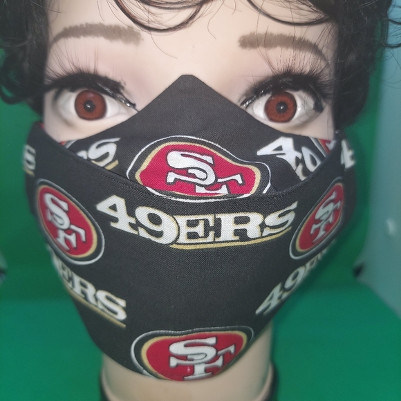 3D Face Masks- Time to play Football - Picture 6 of 9